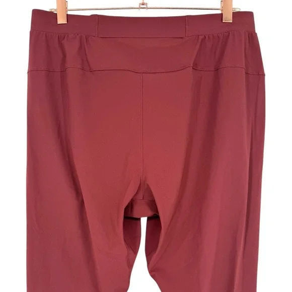 Lululemon Men's Surge Jogger Red Merlot Size Large Activewear Training Running - Picture 11 of 15